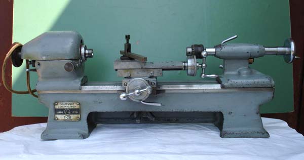 Т-28 Фото токарного верстата